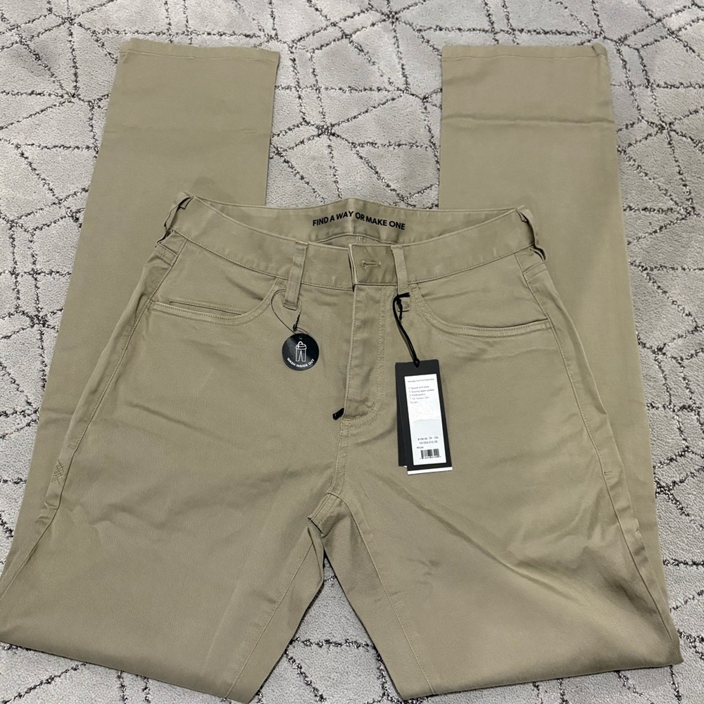 Rhone men’s everyday twill five pocket pants. Stunning! This brand will wow you💥